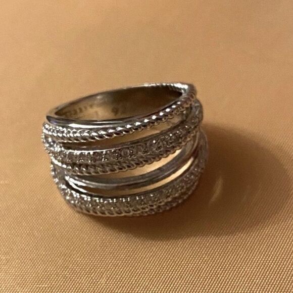 The Moderne Statement band ring in 925 and cubic zirconia - Picture 6 of 9